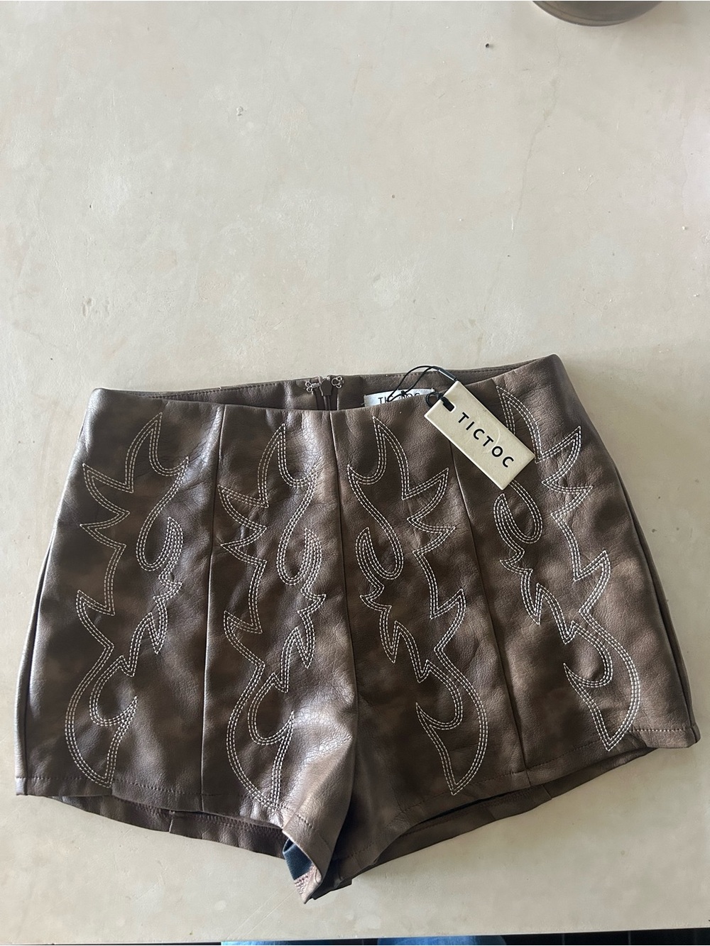 Windsor Brown Faux Leather Western Stitch Shorts S small cowboy cowgirl country - Picture 5 of 7